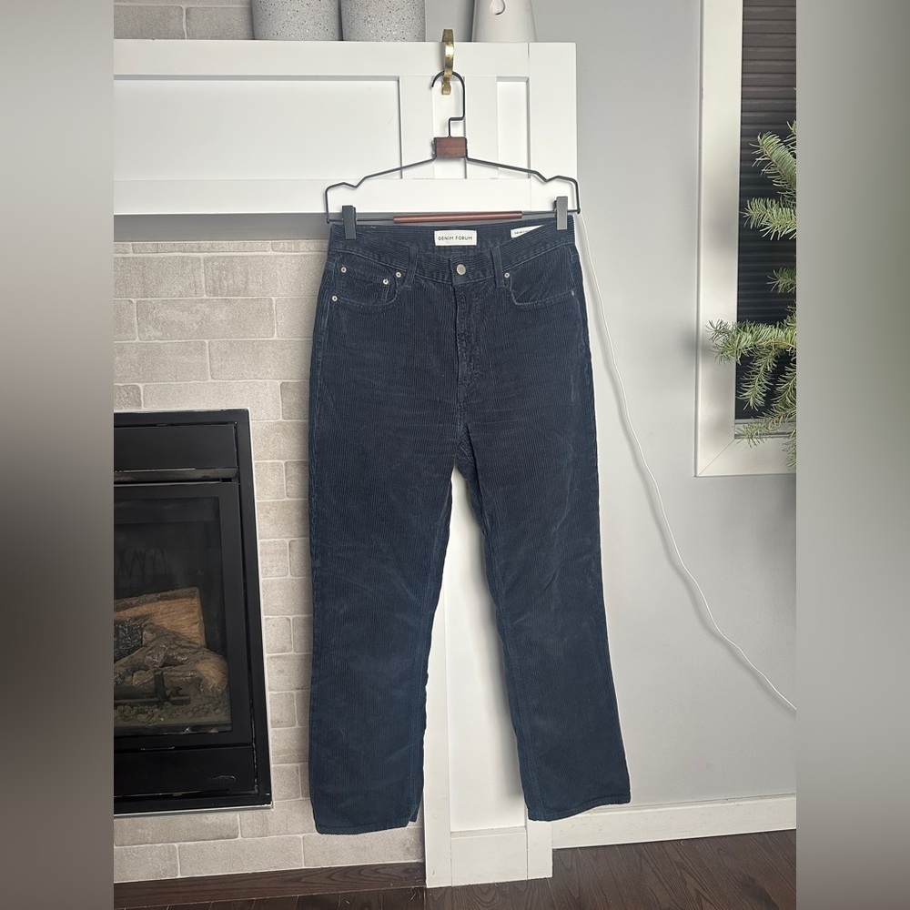 Denim Forum corduroy navy blue Arlo high rise straight leg 28L | size 29